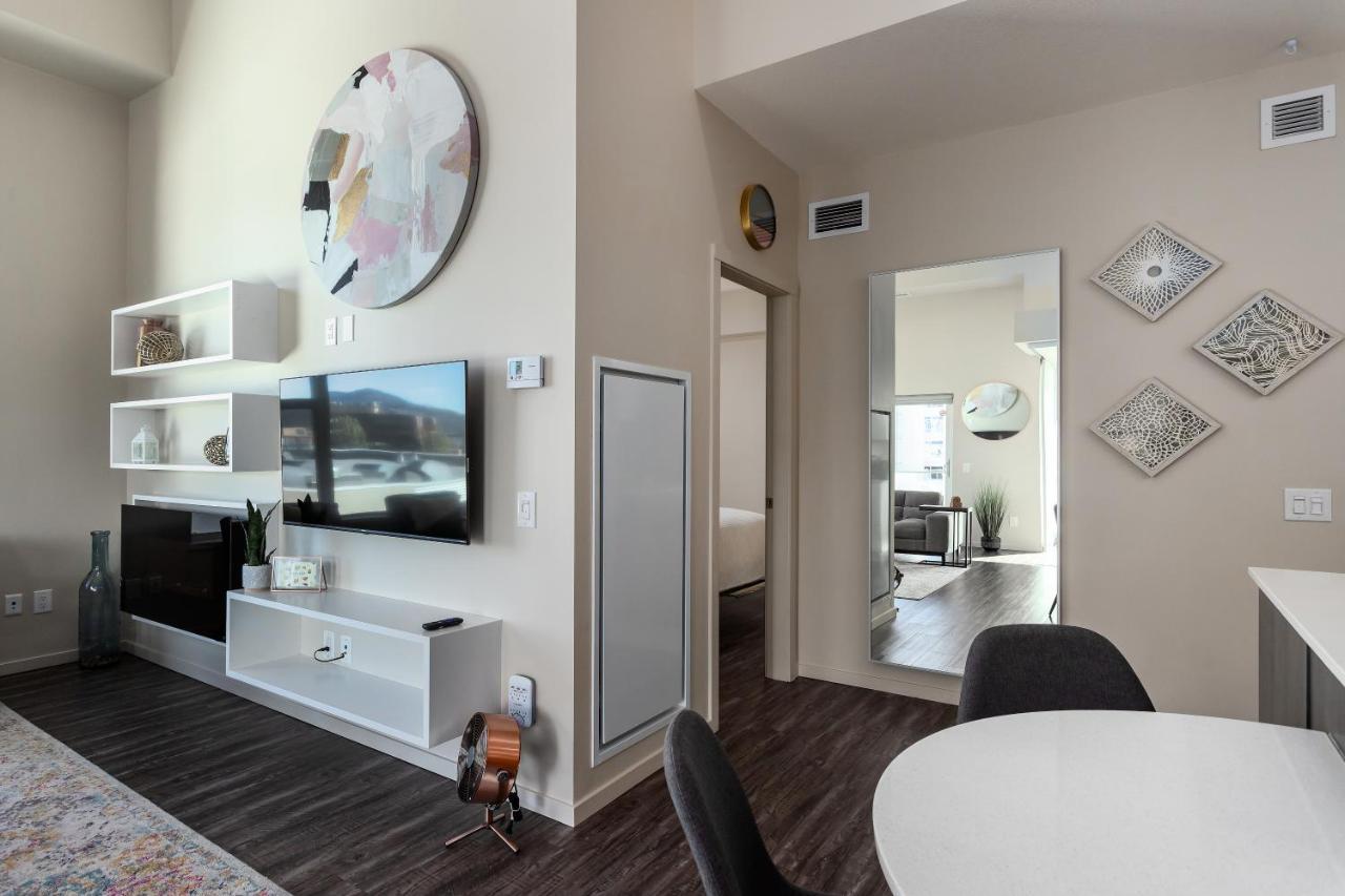 Corner Nest - Luxury Brand New Top Floor 2Bedroom Condo Келоуна Экстерьер фото