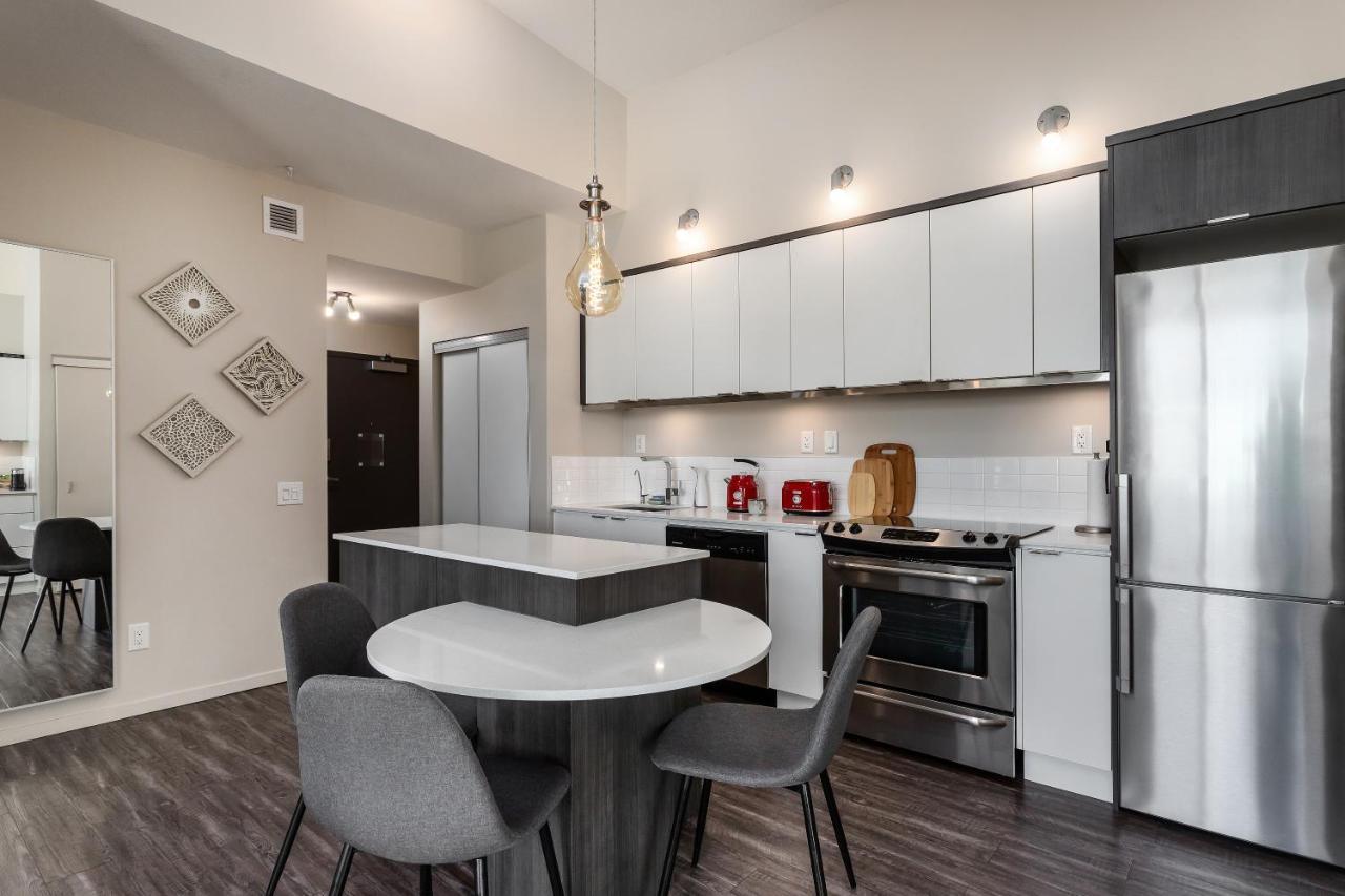 Corner Nest - Luxury Brand New Top Floor 2Bedroom Condo Келоуна Экстерьер фото